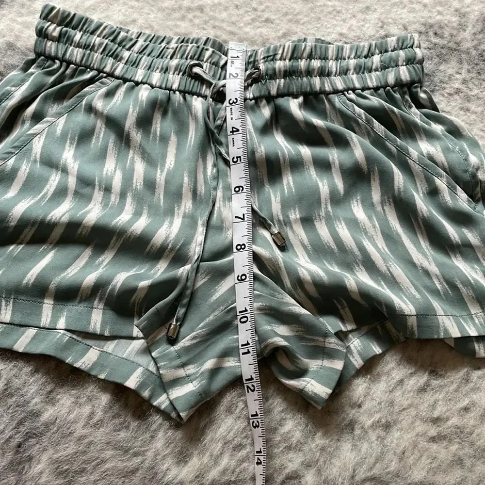 🔥 4/$20 Dynamite  Shorts - Picture 10 of 12